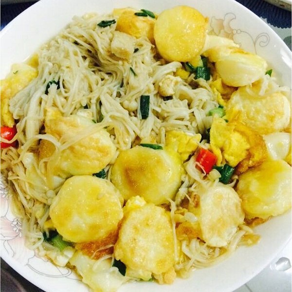 金针菇烩日本豆腐，家常随饭菜